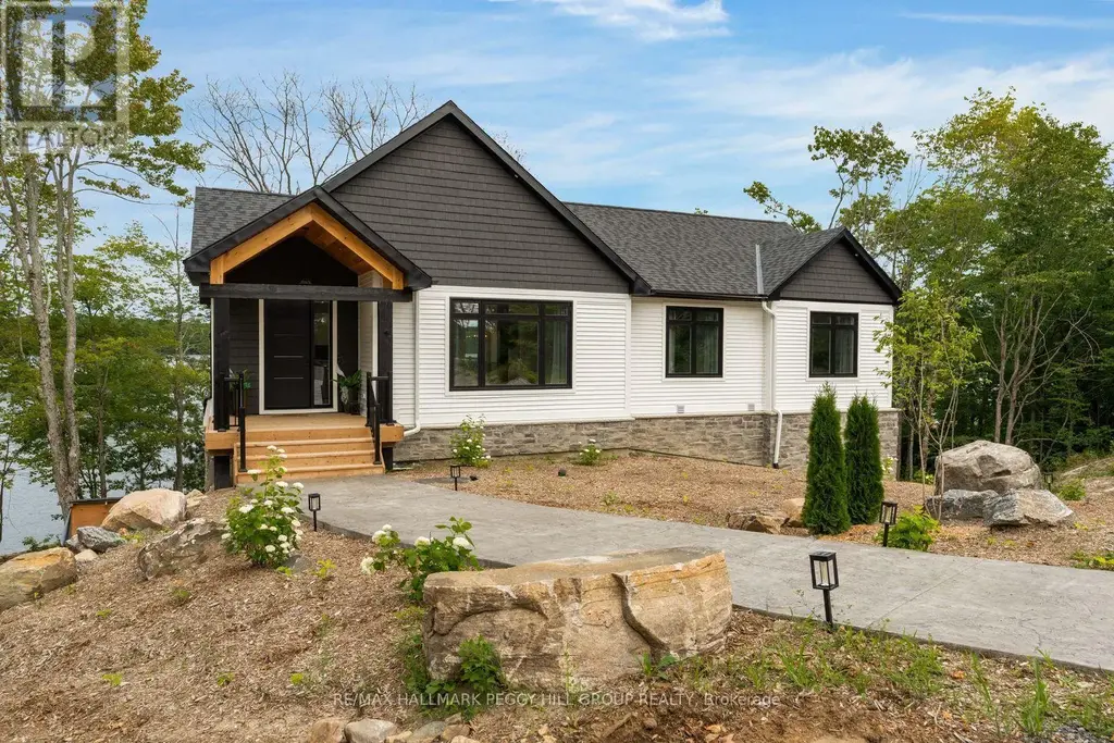 20 Hawkins Point Road, Georgian Bay (Freeman)